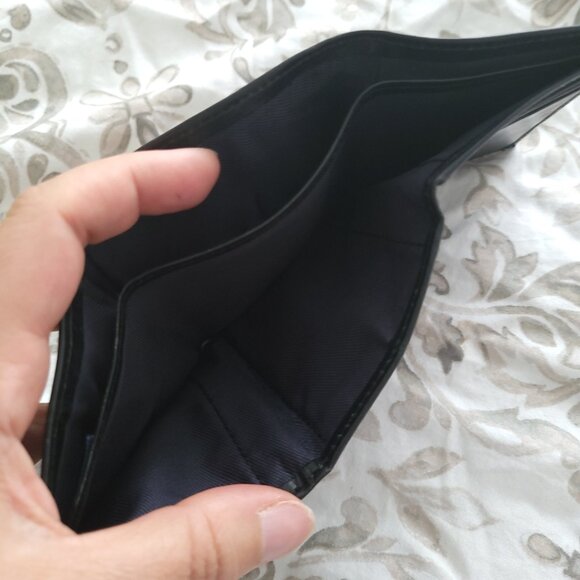 Tommy Hilfiger Wallet - Picture 5 of 5